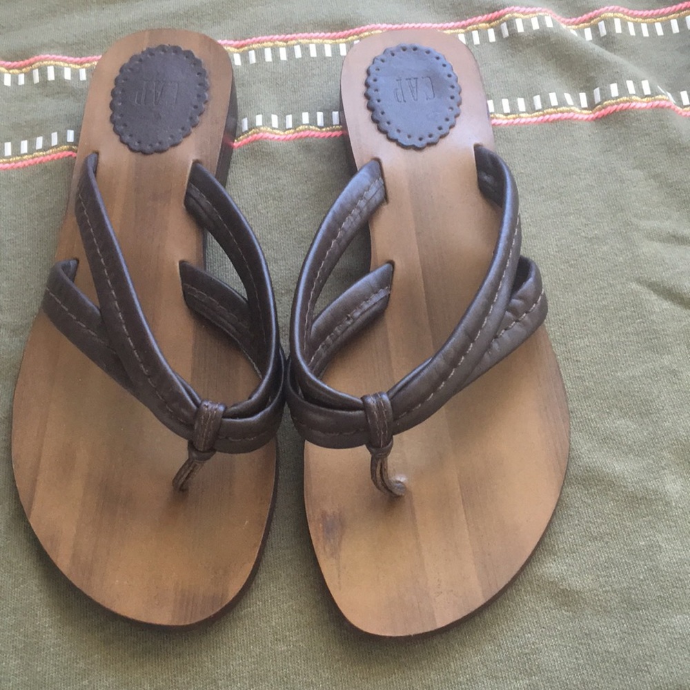 Vintage Leather sandals 6.5/7 Gap